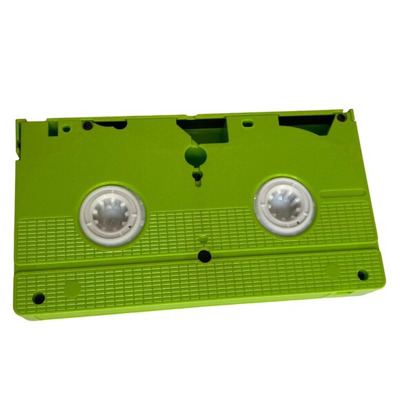 Veggie Tales VHS Lot of 2 Lyle the Kindly Viking Ultimate Silly Song Countdown - Picture 4 of 7